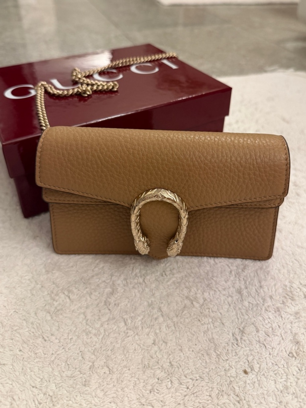 Gucci Tan Pebbled Leather Dionysus Crossbody with Gold Hardware